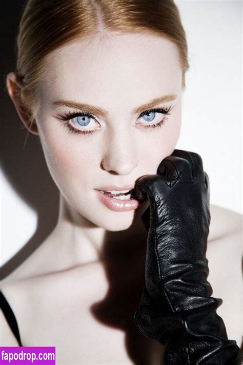 deborah ann woll leak|Deborah Ann Woll says that she is not the woman in the photos